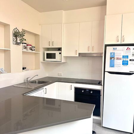 Shelly Beach Resort Порт Макари Екстериор снимка